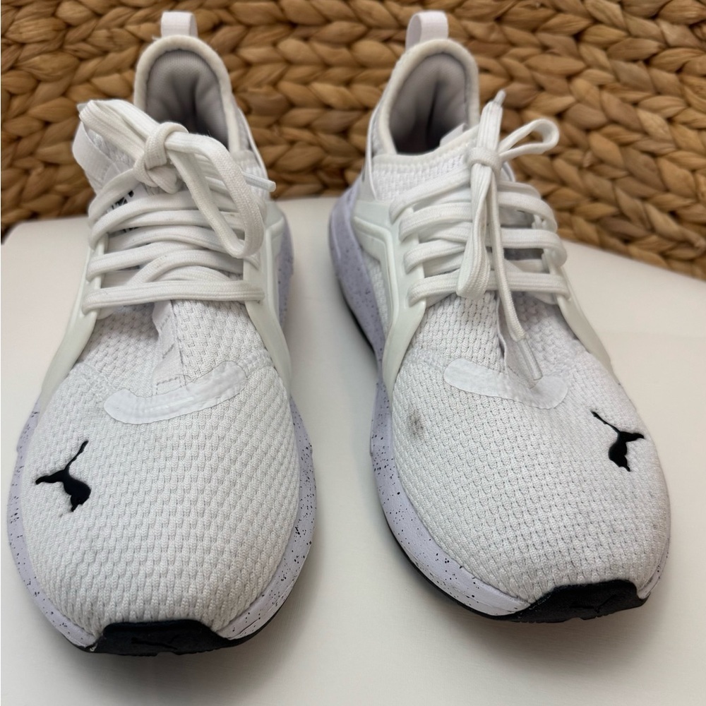 Puma Women's White and Black Athletic Shoes Size 6